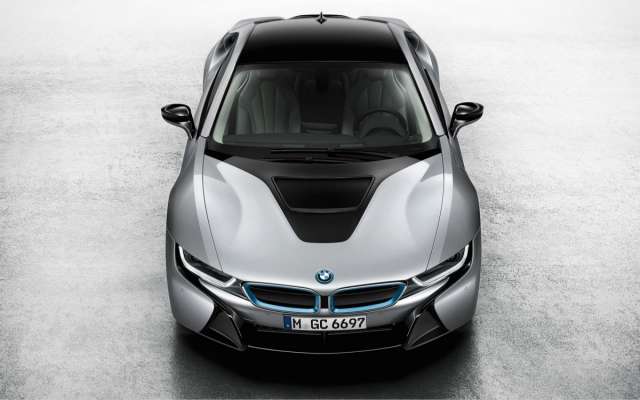 NouveauAuto.Com 2017 Voiture Électrique Et Hybride ‘’2017 BMW i8s ‘’ Différence 2017 Voiture Hybride Et Électrique